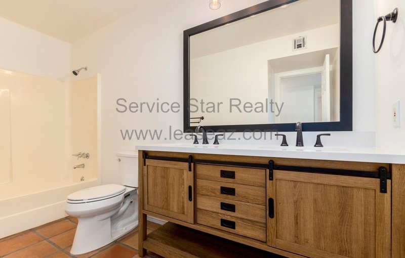 3BR/1.75BA in Scottsdale! property image