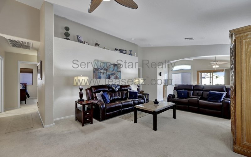 3 bedroom w/den, 2 bath in Litchfield Park property image