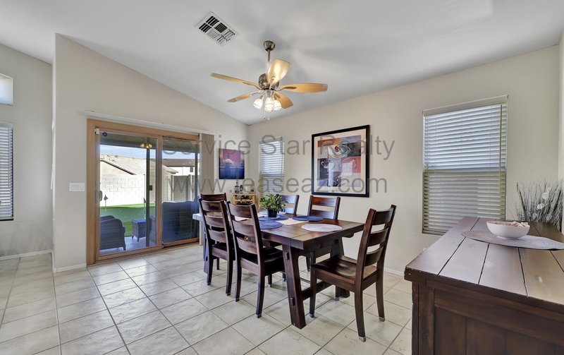 3 bedroom w/den, 2 bath in Litchfield Park property image
