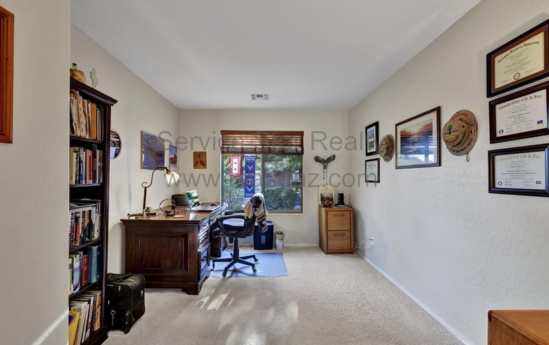 3 bedroom w/den, 2 bath in Litchfield Park property image