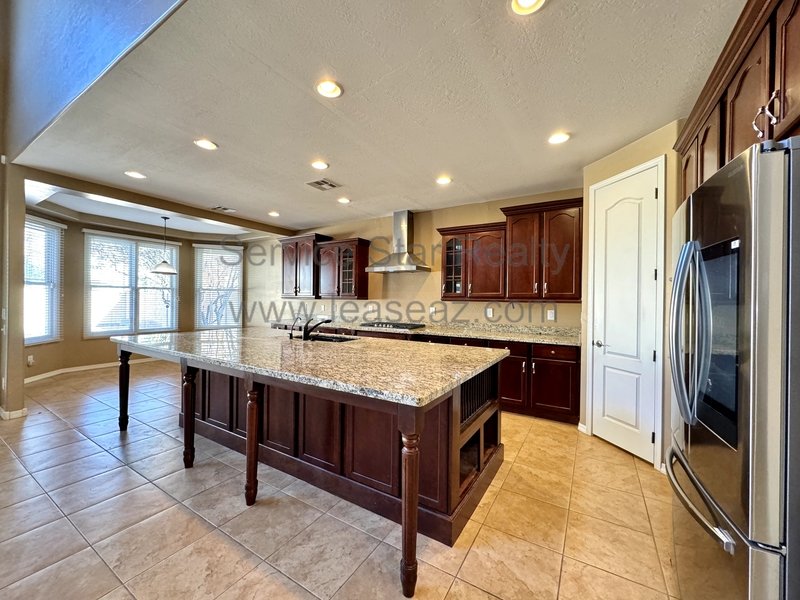 Fantastic 4BR/3BA in Phoenix! property image