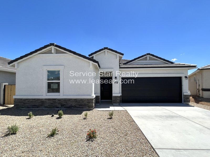 4 Bedroom + 2 Bedroom home in Casa Grande property image