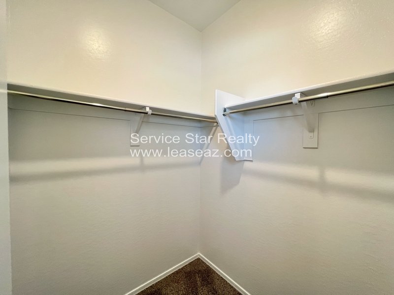 4 Bedroom + 2 Bedroom home in Casa Grande property image