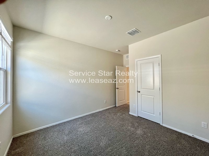 4 Bedroom + 2 Bedroom home in Casa Grande property image