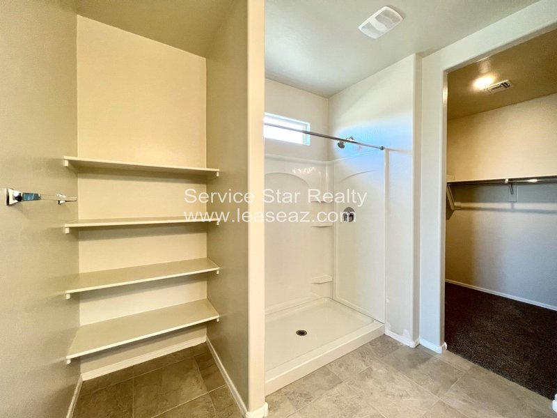 4 Bedroom + 2 Bedroom home in Casa Grande property image