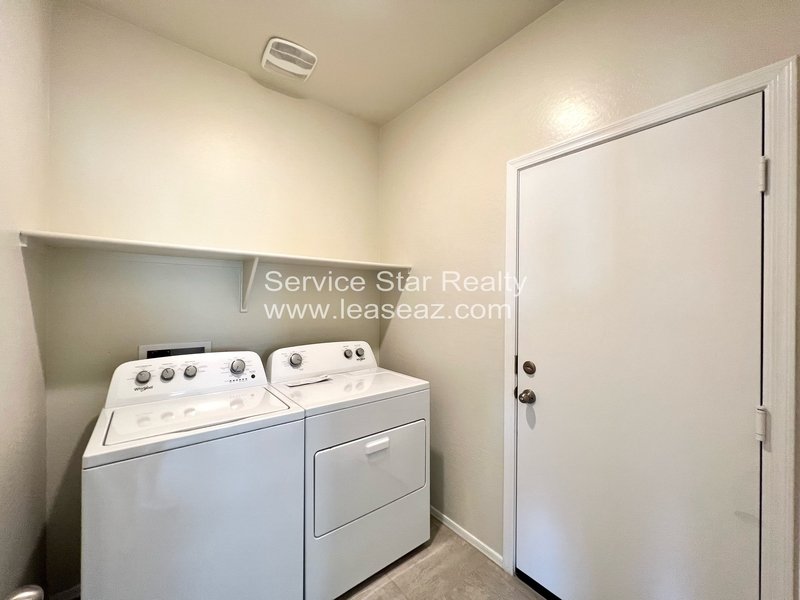 4 Bedroom + 2 Bedroom home in Casa Grande property image