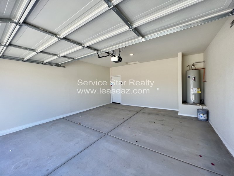 4 Bedroom + 2 Bedroom home in Casa Grande property image