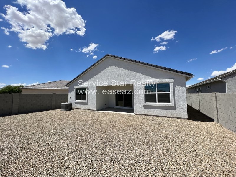 4 Bedroom + 2 Bedroom home in Casa Grande property image