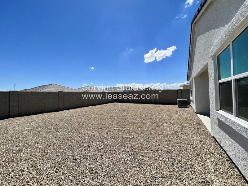 4 Bedroom + 2 Bedroom home in Casa Grande property image