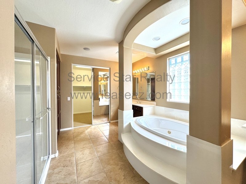 Fantastic 4BR/3BA in Phoenix! property image