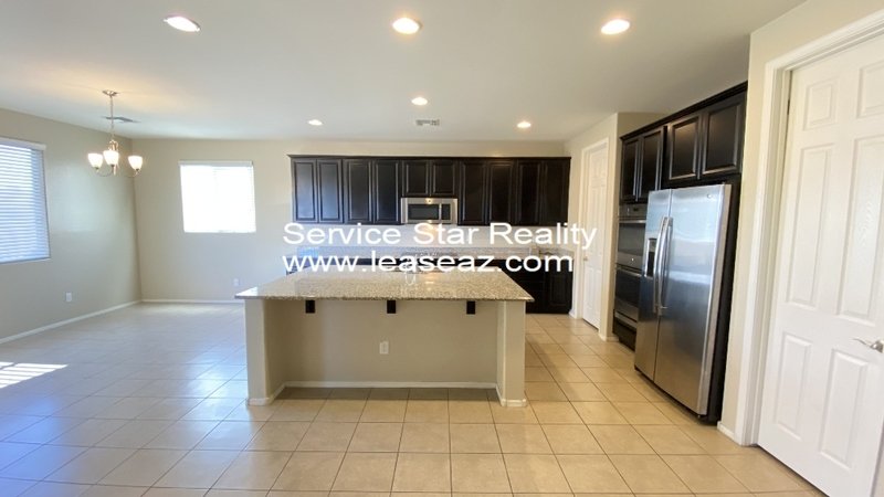 4+3.5 Stunner in gated Laveen Village! property image