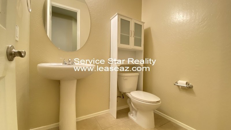 4+3.5 Stunner in gated Laveen Village! property image