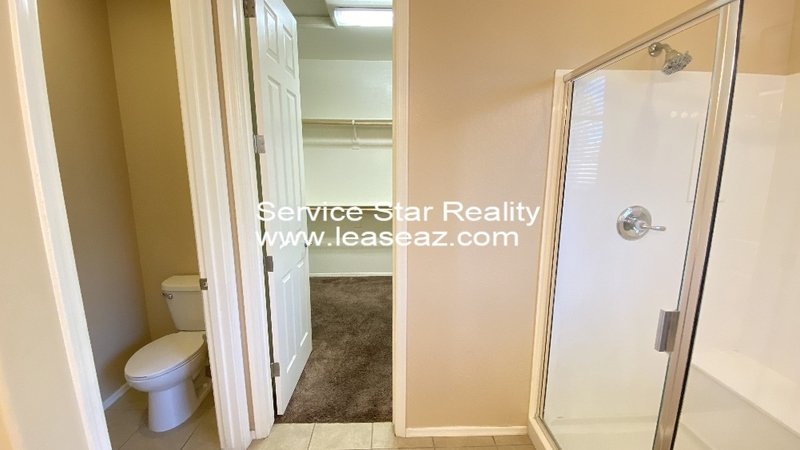 4+3.5 Stunner in gated Laveen Village! property image