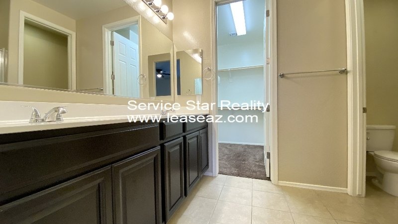 4+3.5 Stunner in gated Laveen Village! property image