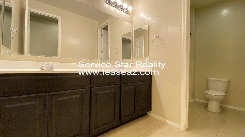 4+3.5 Stunner in gated Laveen Village! property image