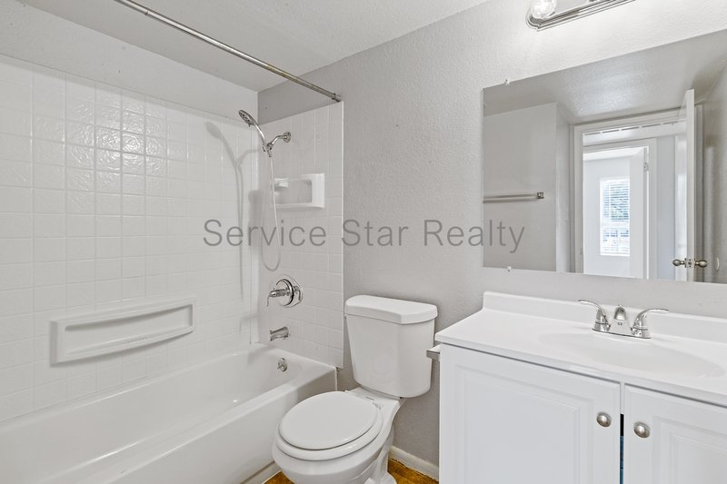 Charming 3+2 Paradise Valley West property image