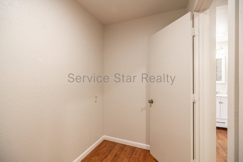 Charming 3-Bed, 2-Bath Home on Spacious Lot in Litchfield Park property image