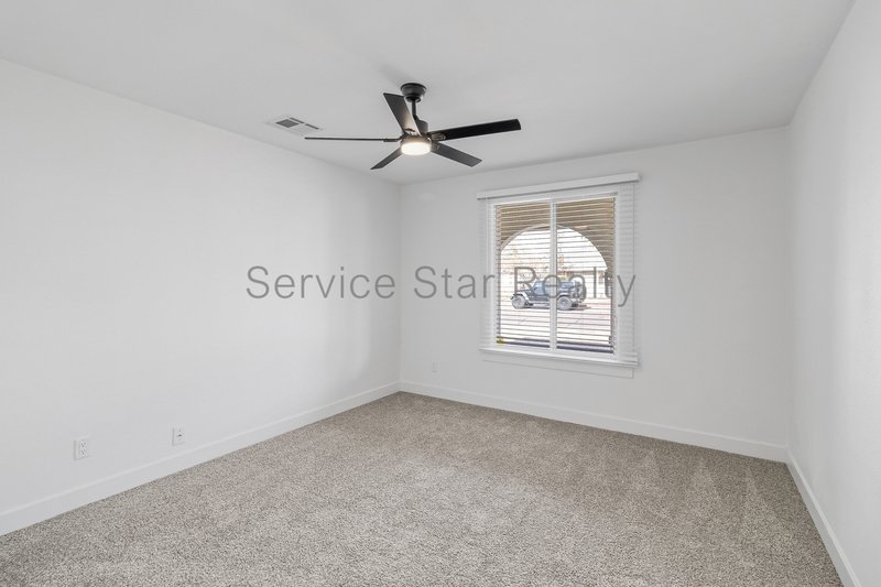 3-Bedroom Home with Modern Upgrades in Prime Tempe Location! property image