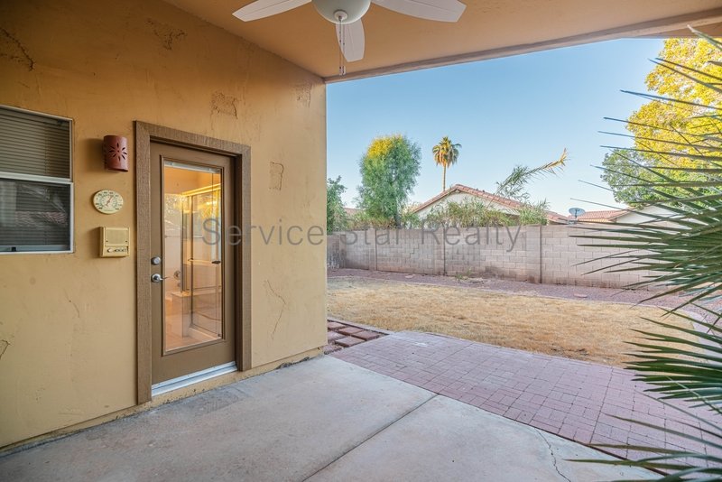 Single-Level 3-Bedroom Home with Open Layout in Phoenix property image