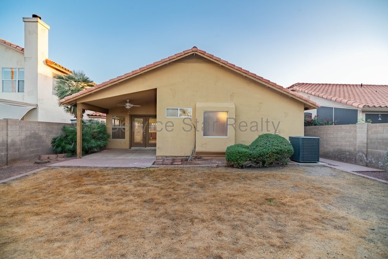 Single-Level 3-Bedroom Home with Open Layout in Phoenix property image