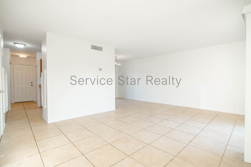 Charming 3-Bed, 1.5-Bath Townhouse with Private Yard in Tempe property image