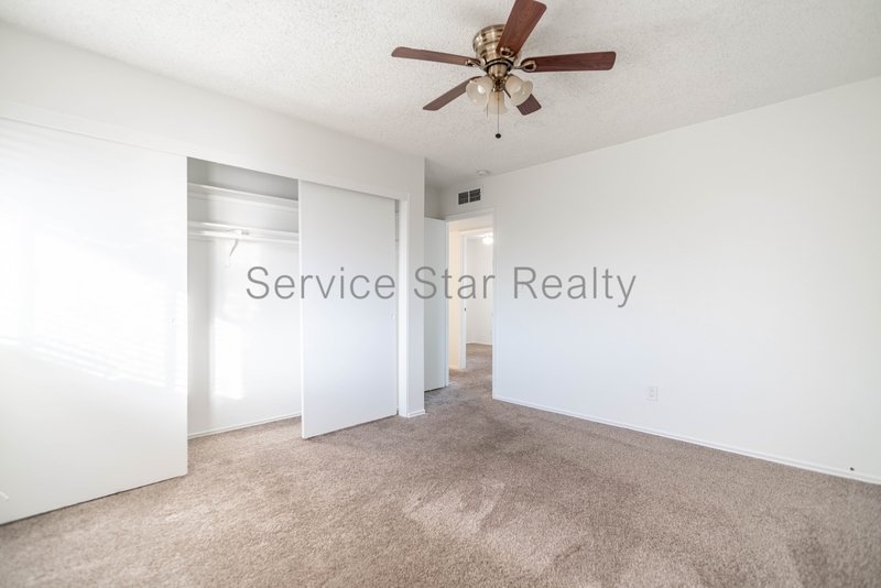 Charming 3-Bed, 1.5-Bath Townhouse with Private Yard in Tempe property image