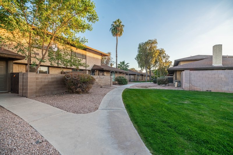Charming 3-Bed, 1.5-Bath Townhouse with Private Yard in Tempe property image