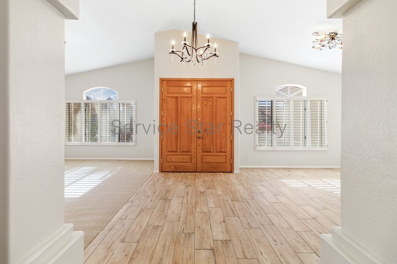 Stunning 4-Bedroom Pool Home with 3-Car Garage in Candleridge! property image