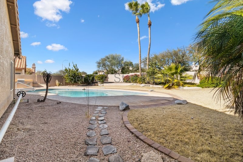 Stunning 4-Bedroom Pool Home with 3-Car Garage in Candleridge! property image