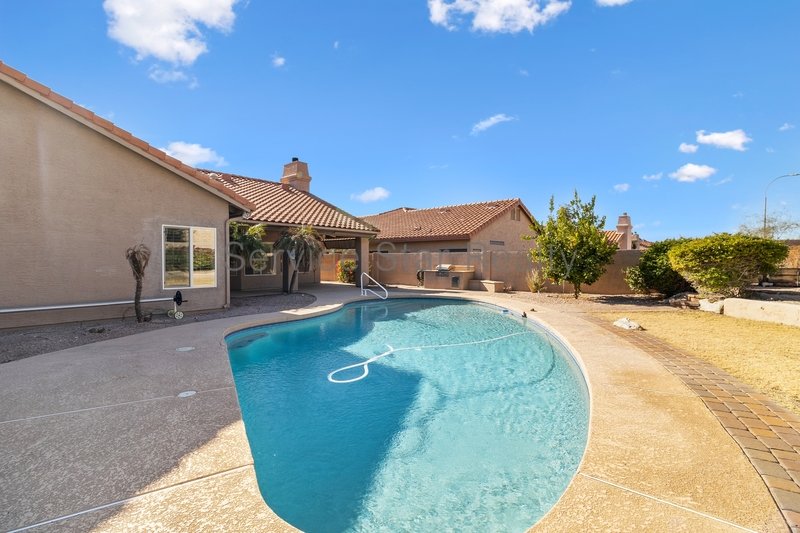 Stunning 4-Bedroom Pool Home with 3-Car Garage in Candleridge! property image