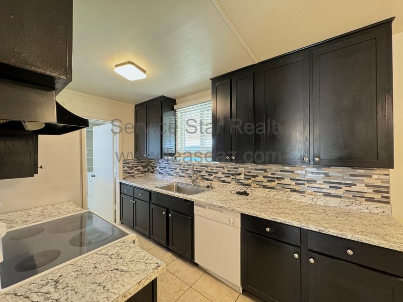 Fantastic 3BR/2BA in Phoenix! property image