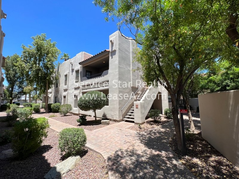 ARCADIA -  3bd/2ba - Fireplace, Balcony property image