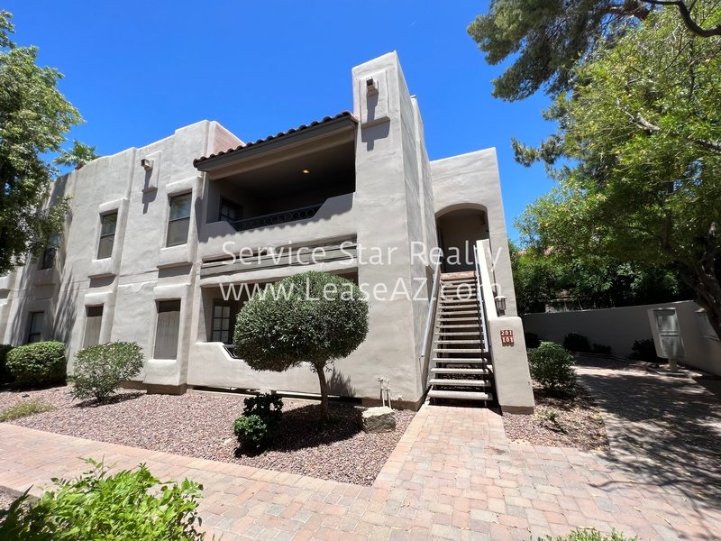 ARCADIA -  3bd/2ba - Fireplace, Balcony property image