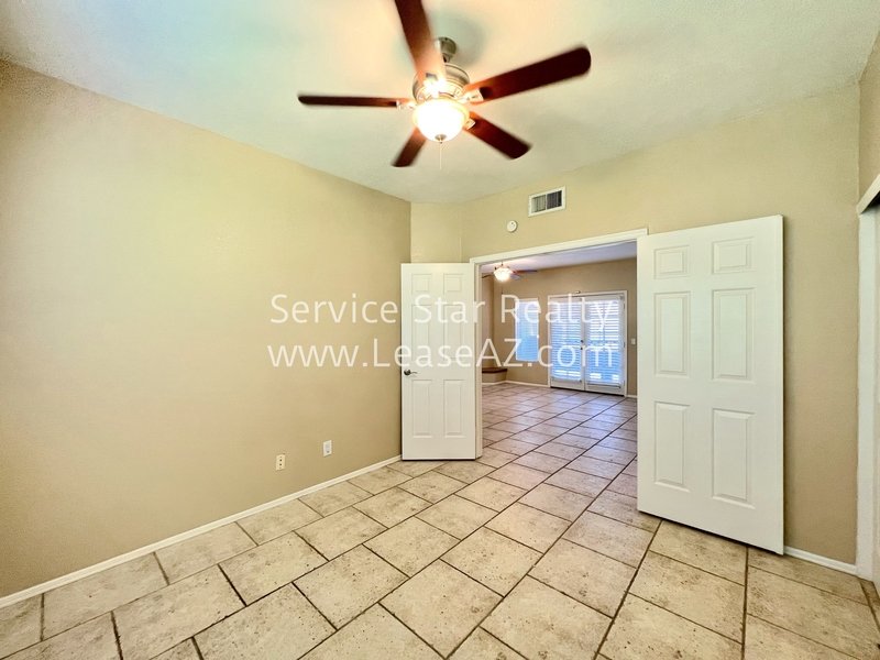 ARCADIA -  3bd/2ba - Fireplace, Balcony property image