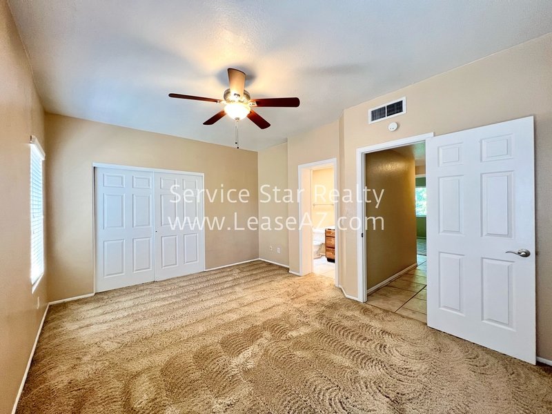 ARCADIA -  3bd/2ba - Fireplace, Balcony property image