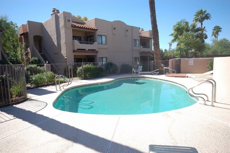 ARCADIA -  3bd/2ba - Fireplace, Balcony property image