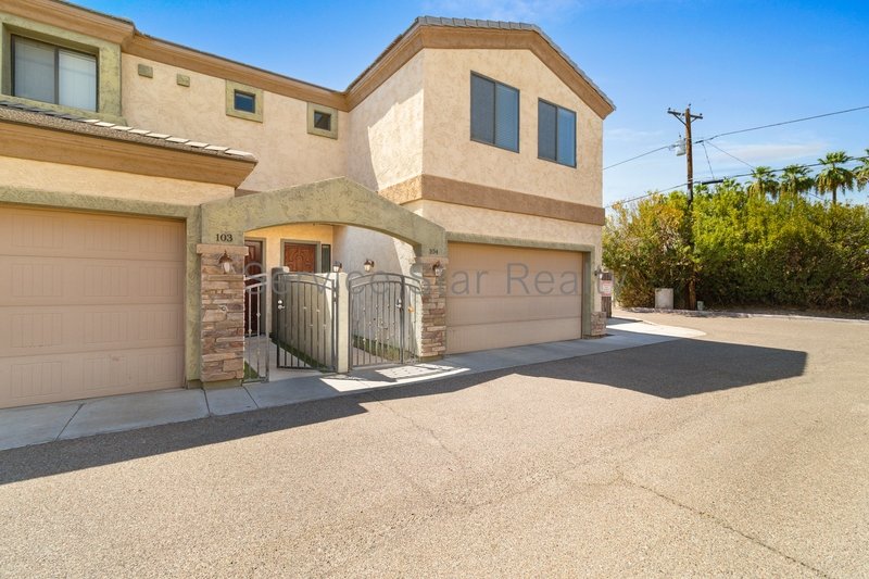 Modern 4-Bed Home in Near Arcadia & Tempe property image
