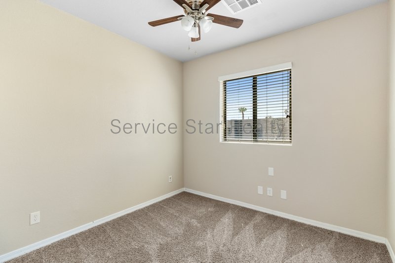 Modern 4-Bed Home in Near Arcadia & Tempe property image