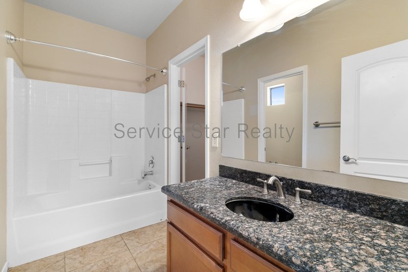 Modern 4-Bed Home in Near Arcadia & Tempe property image