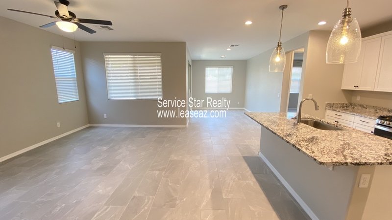 Beautiful 3 Bedroom + 2 Bathroom Home property image