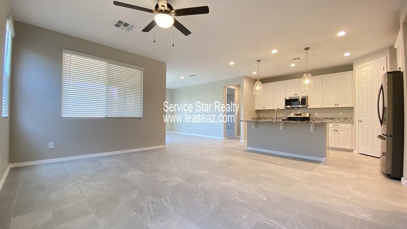 Beautiful 3 Bedroom + 2 Bathroom Home property image