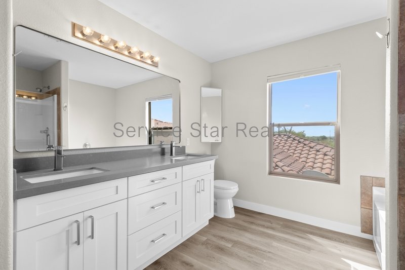 3 bedroom, 2.5 bath in Scottsdale! property image