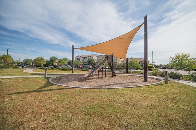 Bright 3-Bed, 2-Ba Home in Gated Phoenix Community | Prime Location! property image