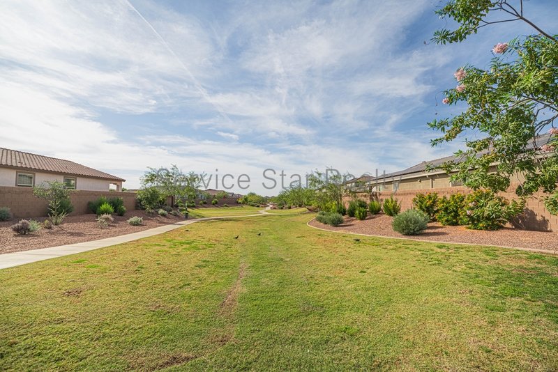 Bright 3-Bed, 2-Ba Home in Gated Phoenix Community | Prime Location! property image