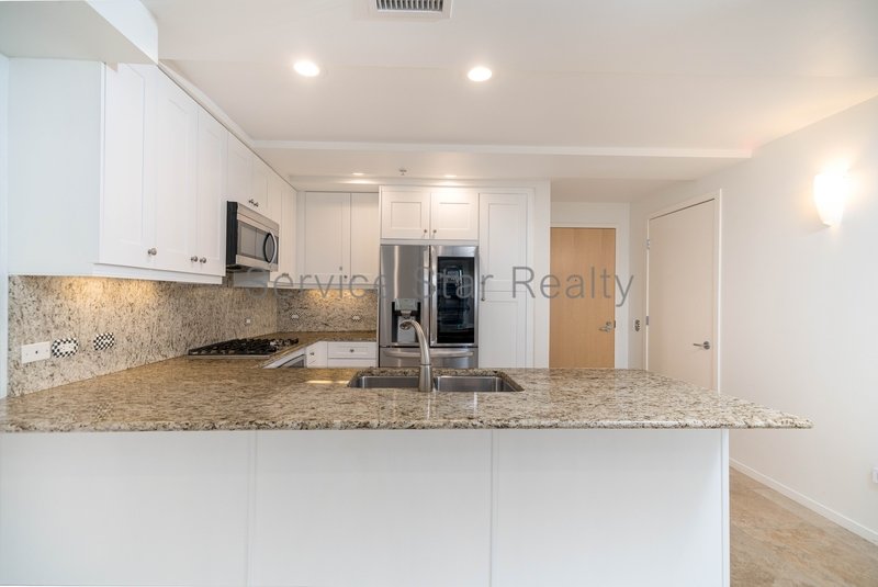 Bright, Modern 2-Bed, Optima Condo Steps from Old Town property image