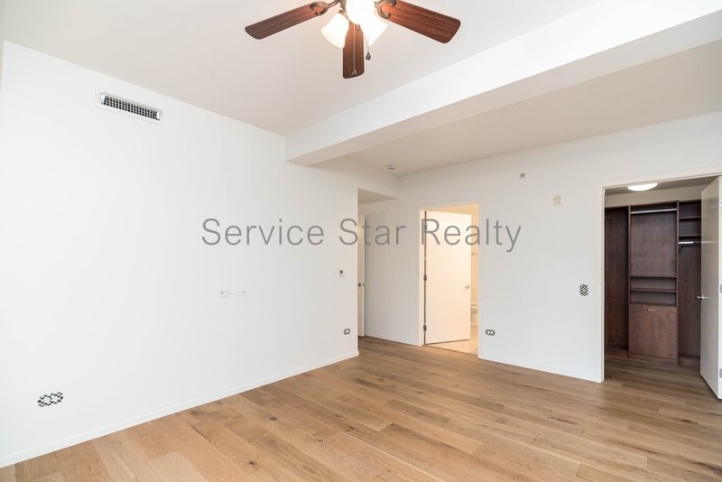 Bright, Modern 2-Bed, Optima Condo Steps from Old Town property image