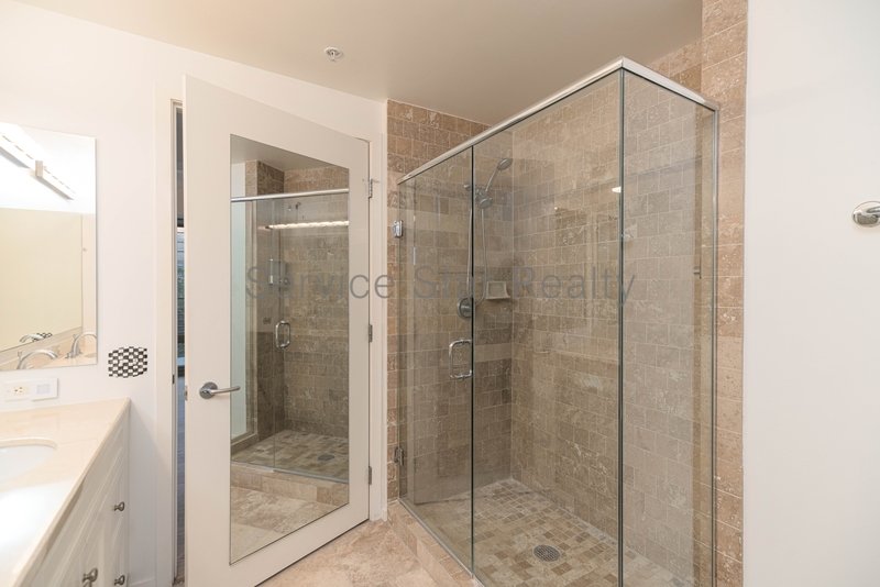 Bright, Modern 2-Bed, Optima Condo Steps from Old Town property image