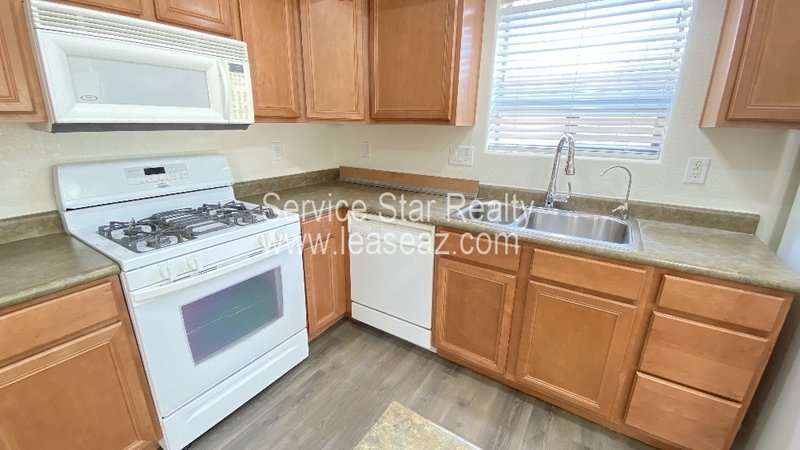 Upgraded 4 bedroom in Laveen! property image