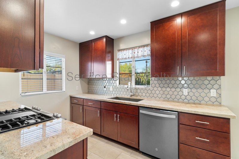 Fantastic 2bed 2bath home in Central Phoenix! property image