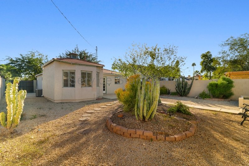 Fantastic 2bed 2bath home in Central Phoenix! property image